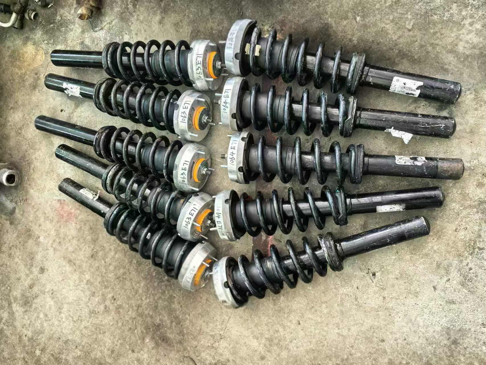 Our dismantled car p